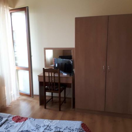 Hotel Виламимоза;Созополбуджака Extérieur photo
