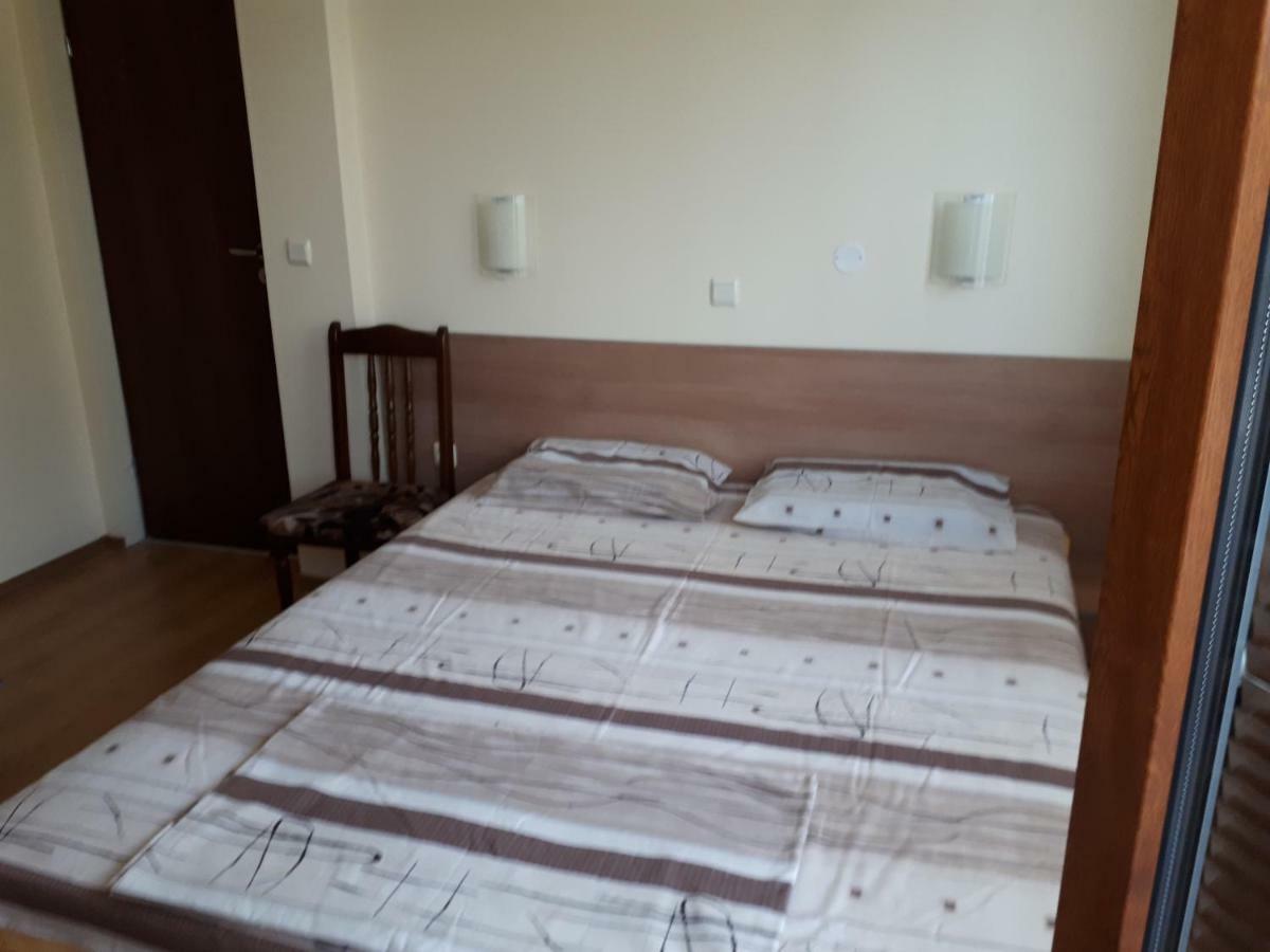 Hotel Виламимоза;Созополбуджака Extérieur photo