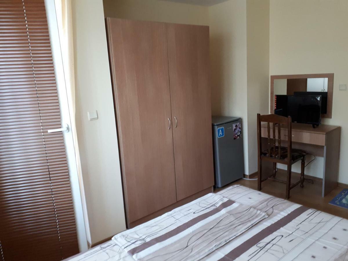 Hotel Виламимоза;Созополбуджака Extérieur photo