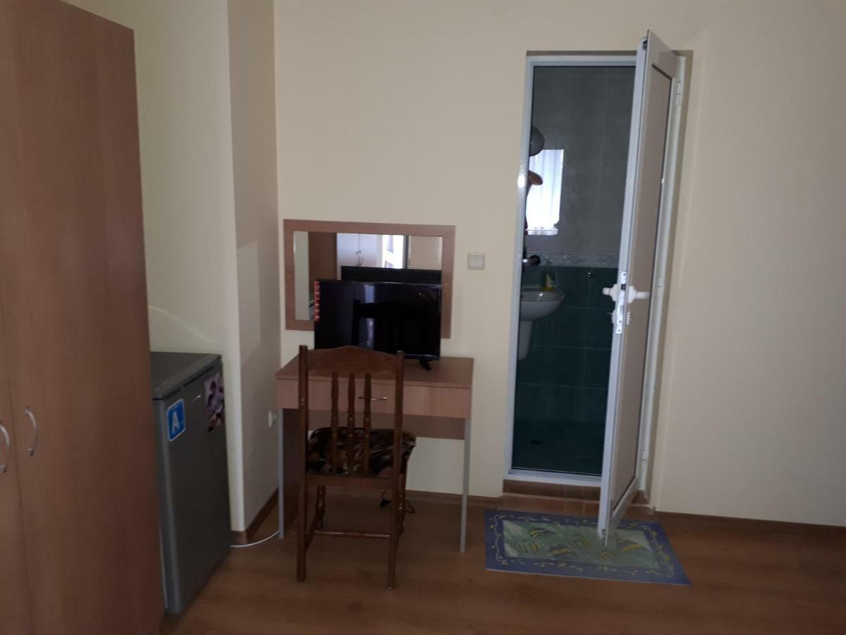 Hotel Виламимоза;Созополбуджака Extérieur photo
