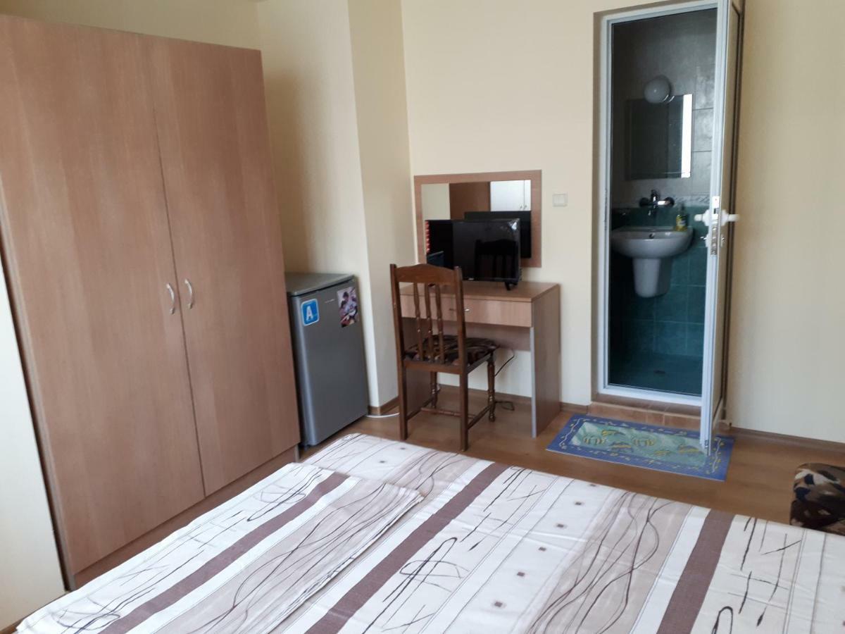 Hotel Виламимоза;Созополбуджака Extérieur photo